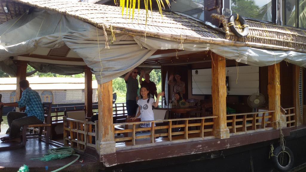 Keralan Homestay Alappuzha Exterior foto