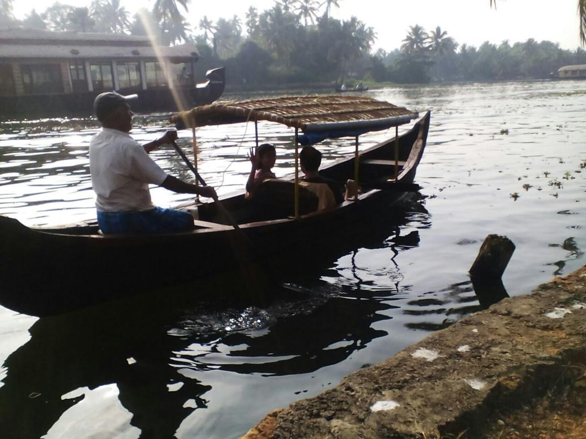 Keralan Homestay Alappuzha Exterior foto